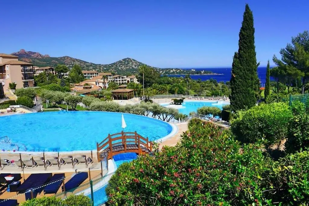 Grand Appartement Avec 2 Veritables Chambres Cap Esterel Vue Mer Et Esterel Сен-Рафаэль Апартаменты
